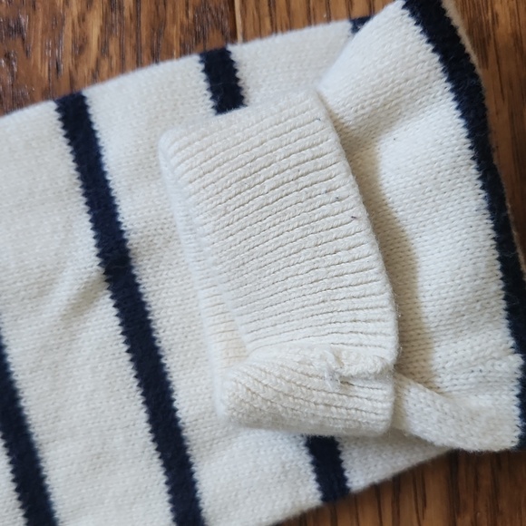 Girls Gap Striped Sweater - Size L - Picture 2 of 5